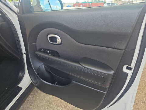 2019 Kia Soul +