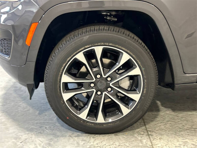 2025 Jeep Grand Cherokee Overland