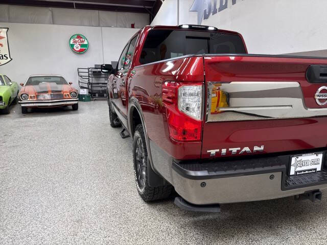 2018 Nissan Titan Platinum Reserve