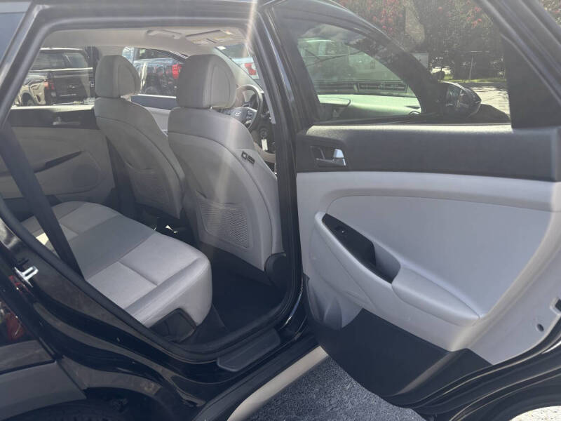 2017 Hyundai Tucson SE Plus
