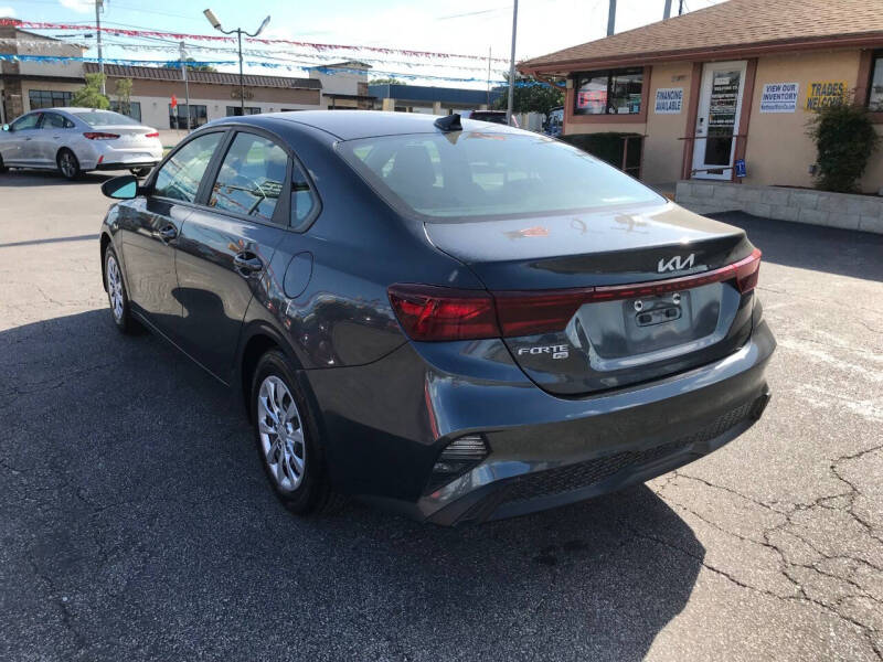 2024 Kia Forte LX