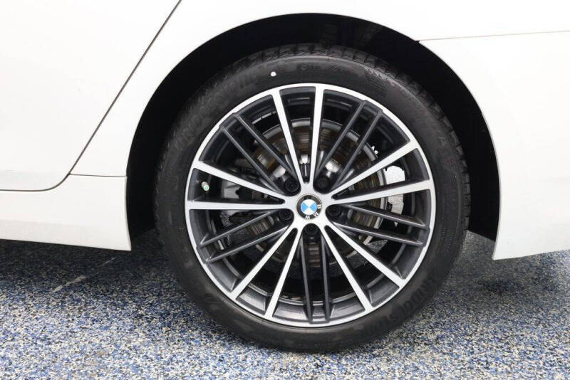 2023 BMW 5 Series 530i