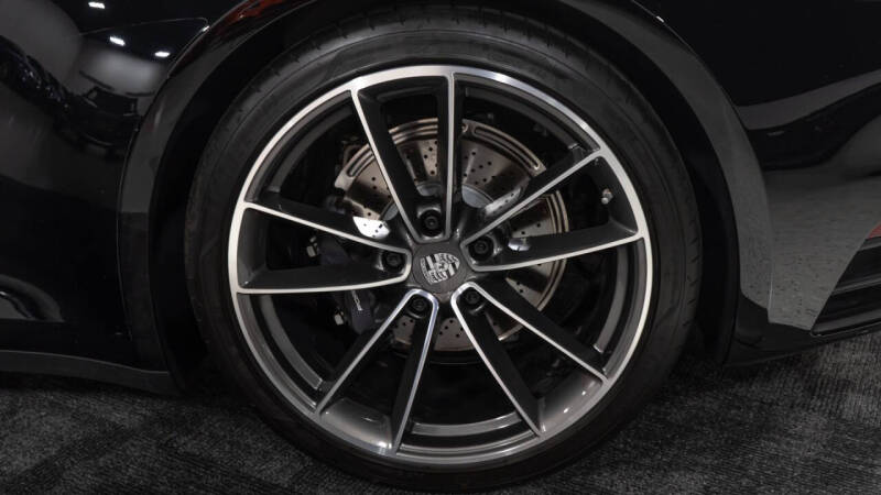 2022 Porsche 911 Carrera