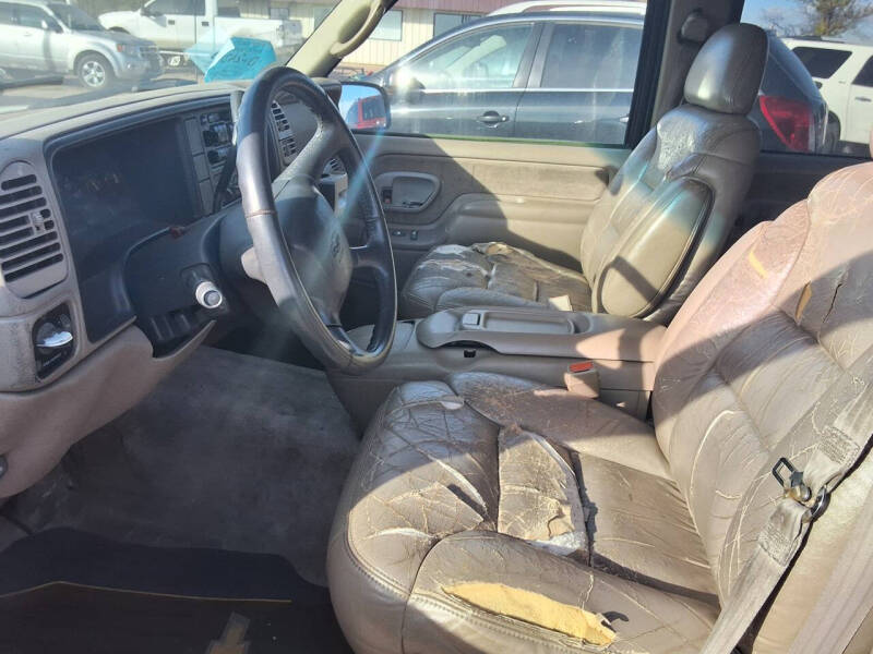 1999 Chevrolet Suburban K1500 LT