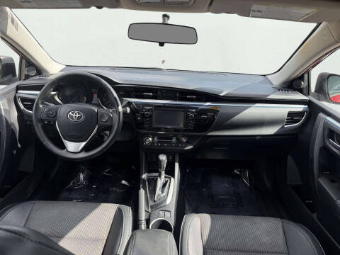 2015 Toyota Corolla S Plus
