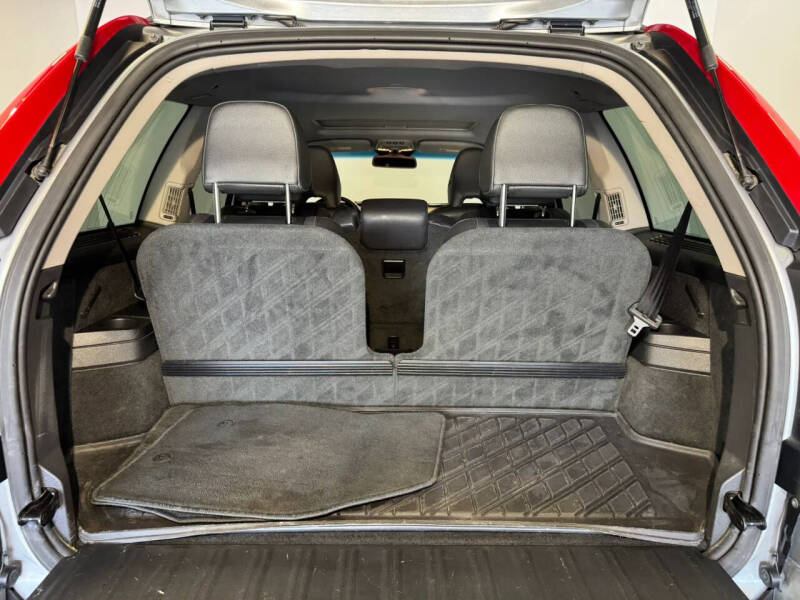 2011 Volvo XC90 3.2