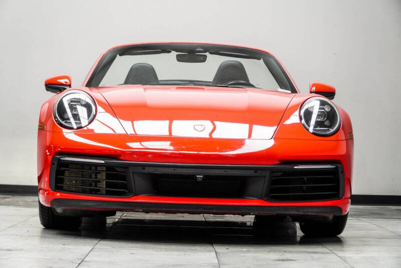 2022 Porsche 911 Carrera