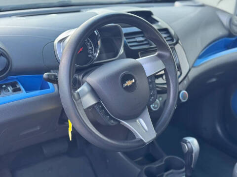 2013 Chevrolet Spark 1LT Auto
