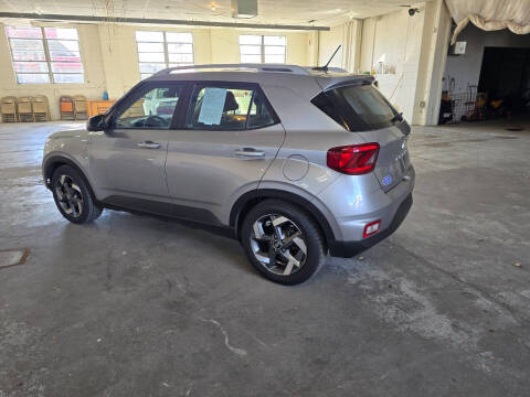 2023 Hyundai Venue SEL