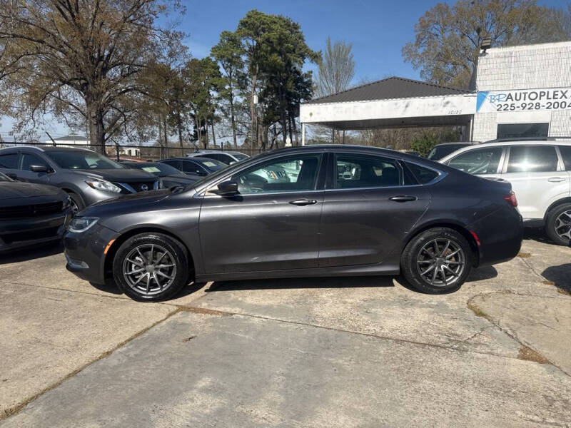 2017 Chrysler 200 Limited