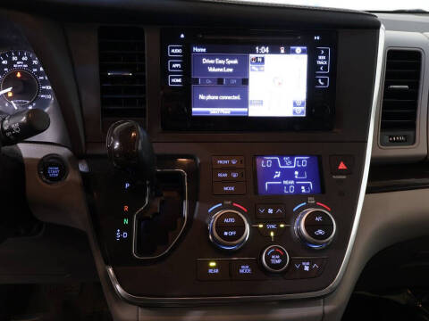 2016 Toyota Sienna