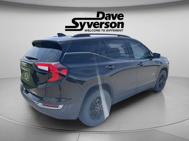 2024 GMC Terrain AT4