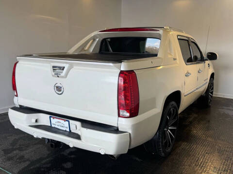 2011 Cadillac Escalade EXT Premium