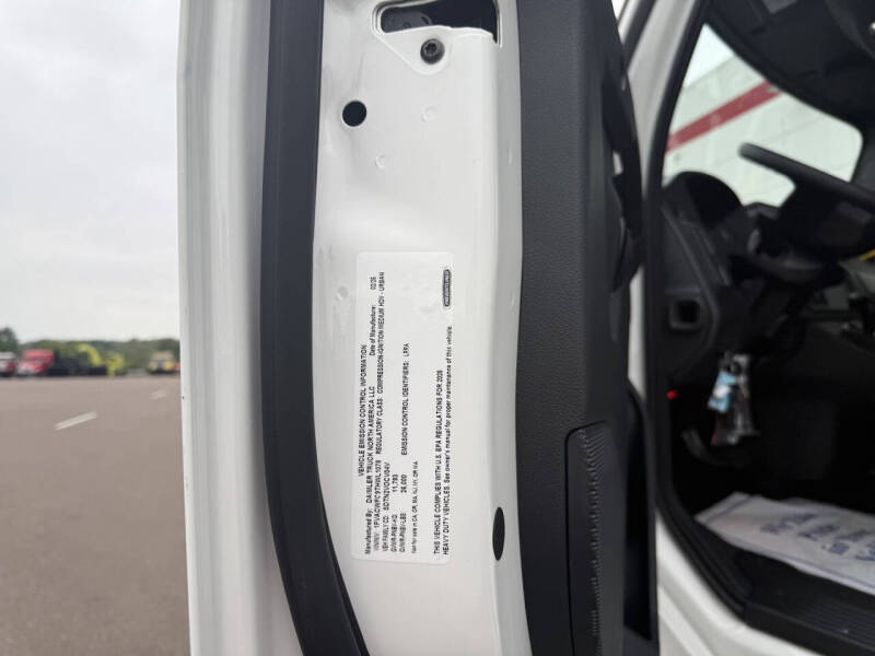 2026 Freightliner M2 106