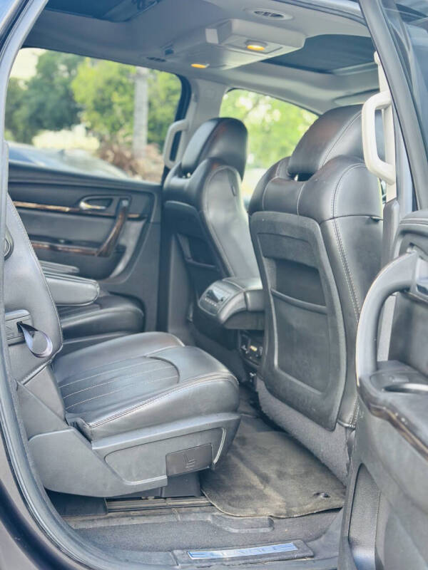 2015 GMC Acadia Denali