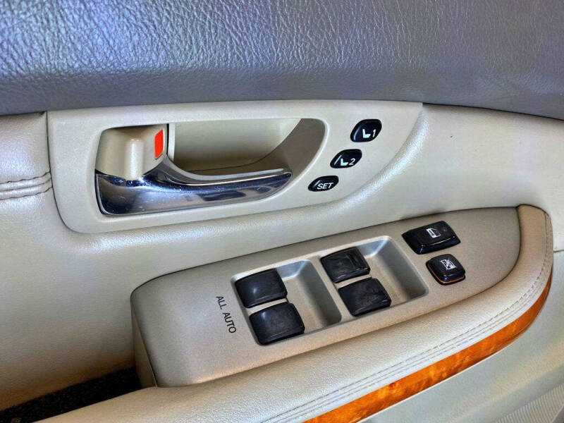 2004 Lexus RX 330