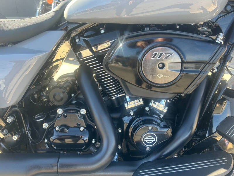 2024 Harley-Davidson Street Glide FLHX