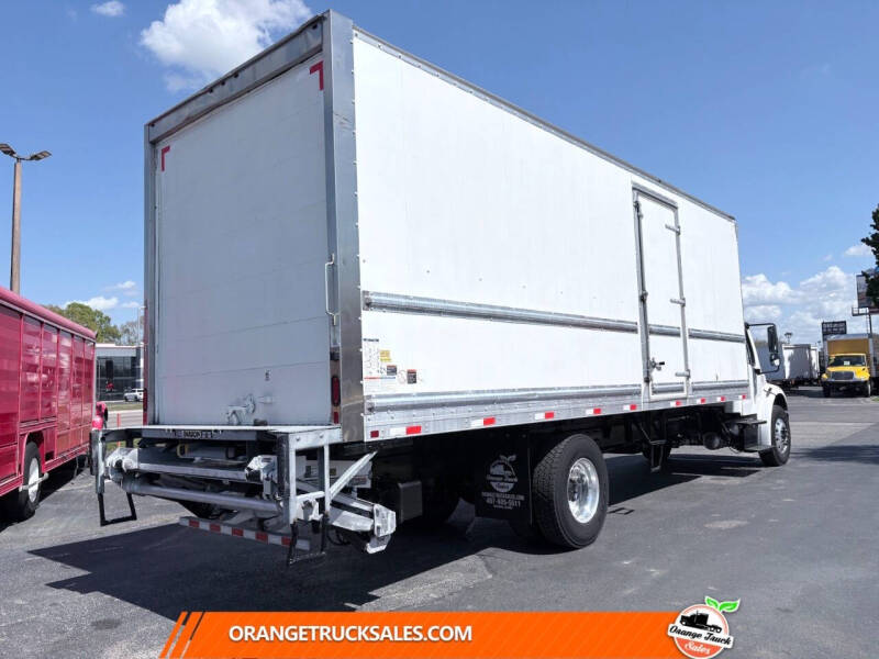 2020 Freightliner M2 106