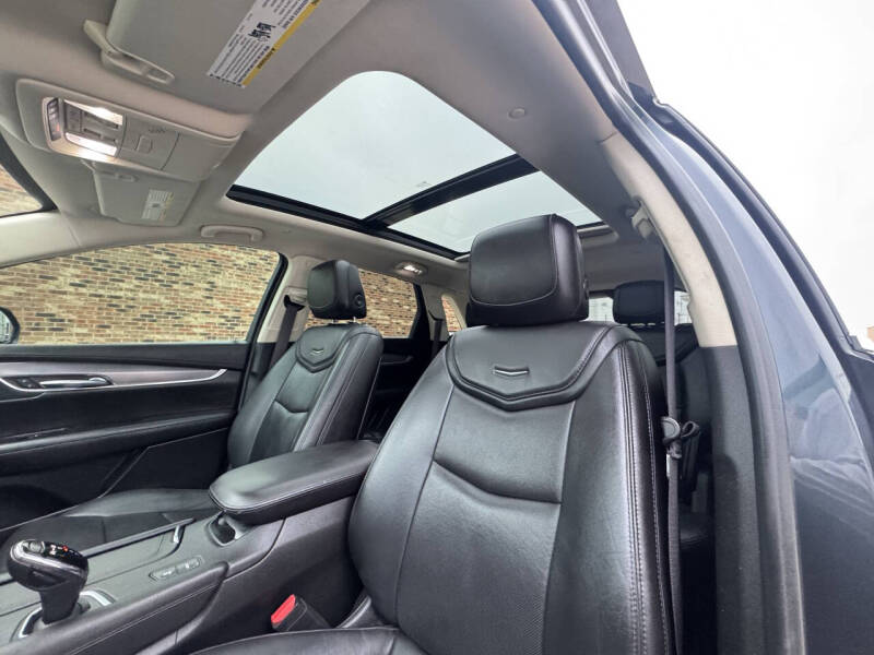 2019 Cadillac XT5 Premium Luxury