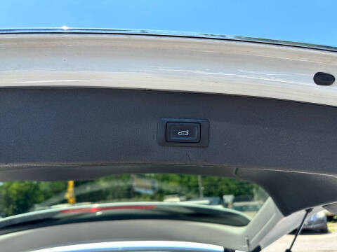 2015 Audi Q5 2.0T quattro Premium Plus