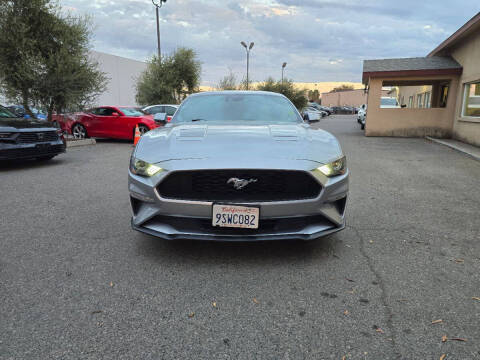 2023 Ford Mustang EcoBoost Premium