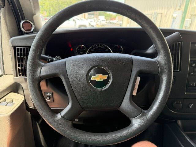 2017 Chevrolet Express 2500