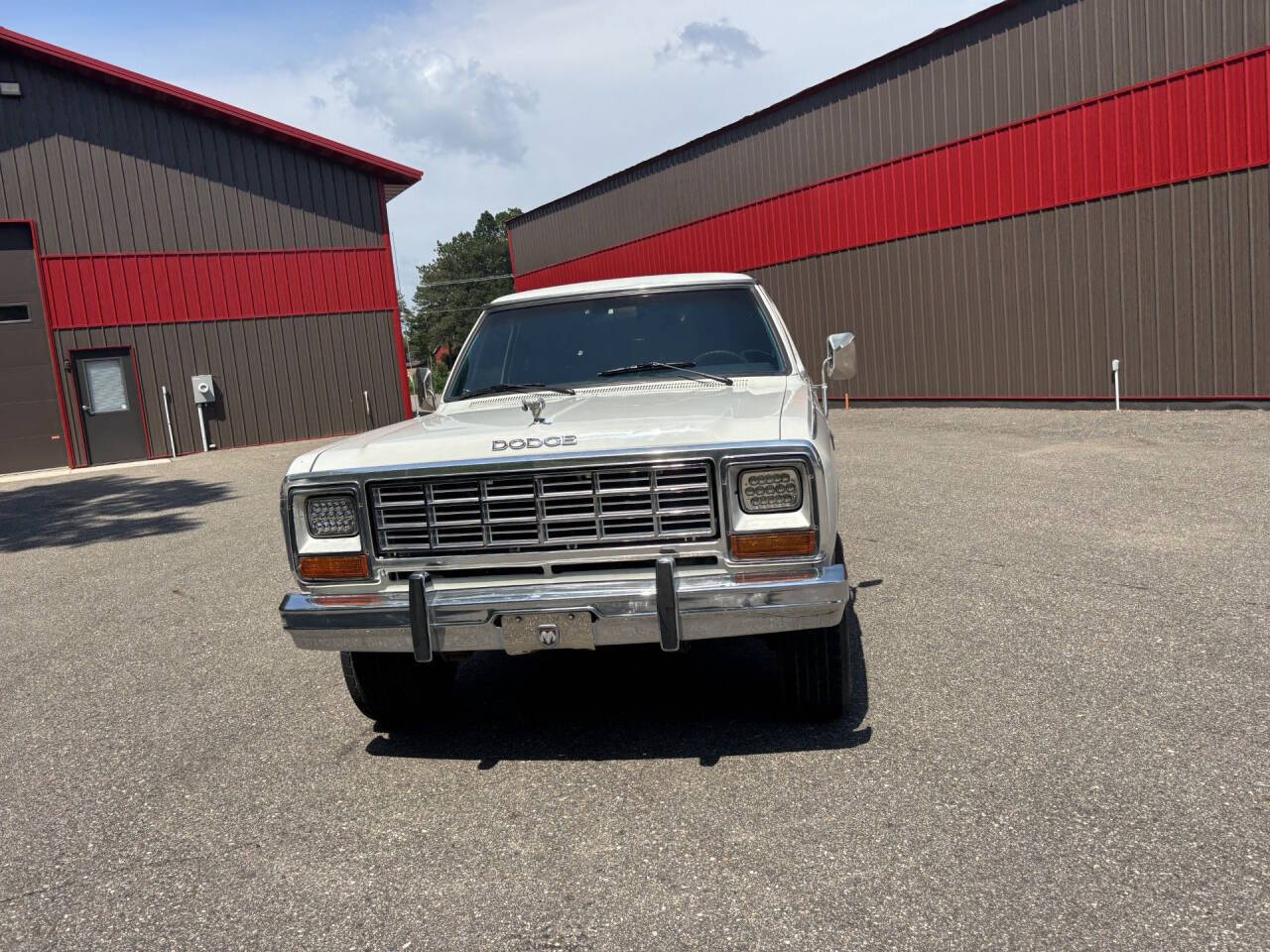 1985 Dodge Ramcharger 17