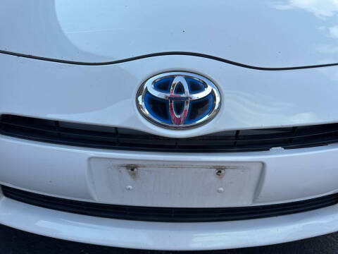 2012 Toyota Prius c Two