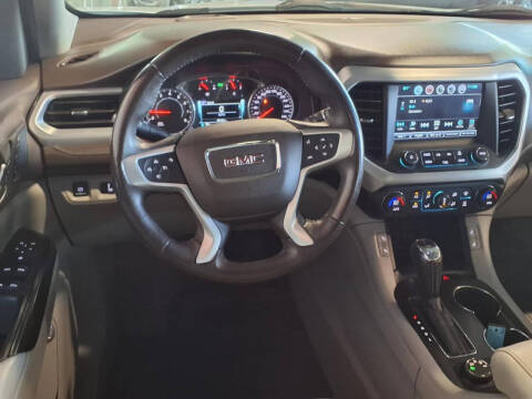 2017 GMC Acadia SLT-2