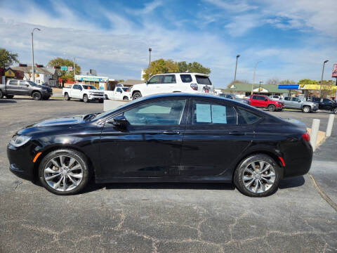 2015 Chrysler 200 S