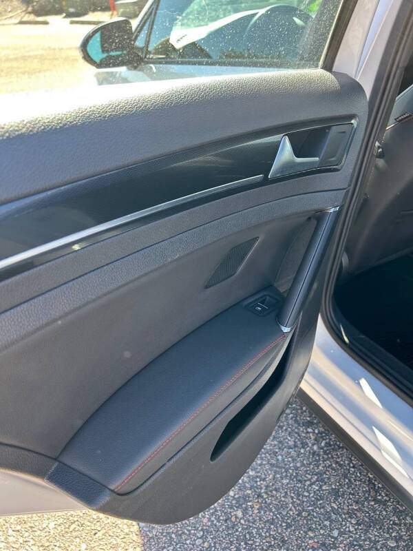 2015 Volkswagen Golf GTI S