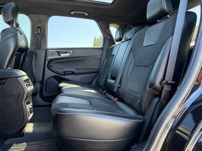 2019 Ford Edge ST