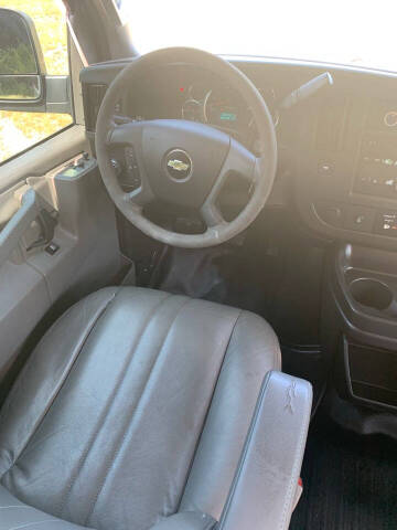 2017 Chevrolet Express LS 3500