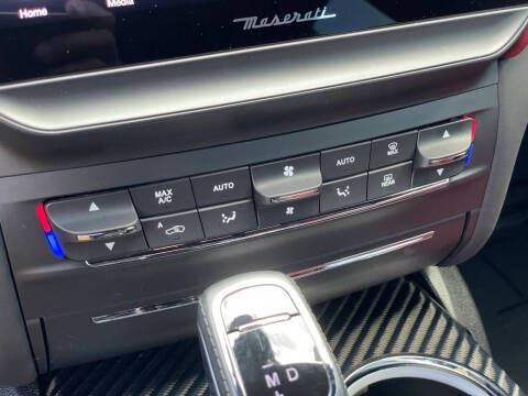 2023 Maserati Ghibli Trofeo