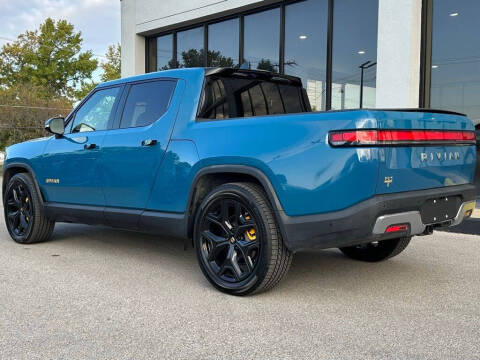 2022 Rivian R1T Adventure