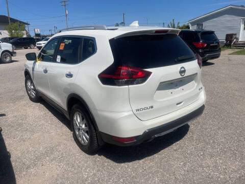 2020 Nissan Rogue SV