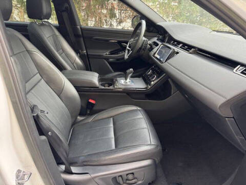 2023 Land Rover Range Rover Evoque P250 R-Dynamic SE