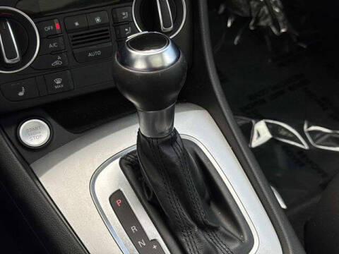 2017 Audi Q3 2.0T Premium