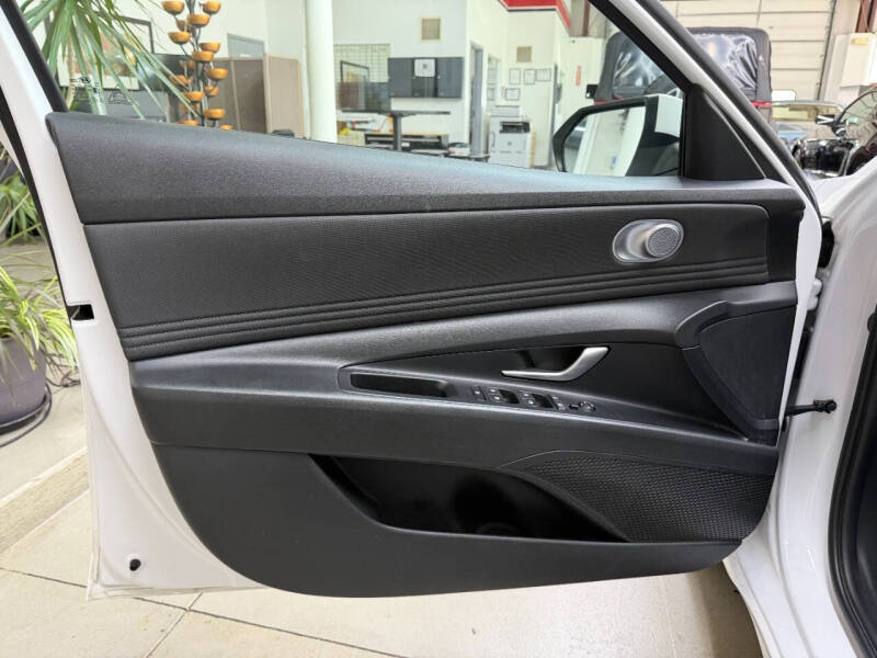 2021 Hyundai Elantra