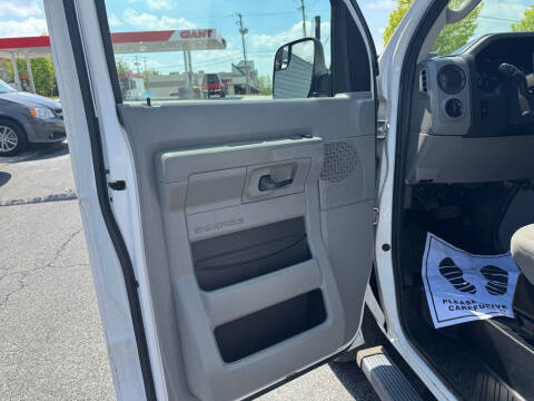 2012 Ford E-Series E-250
