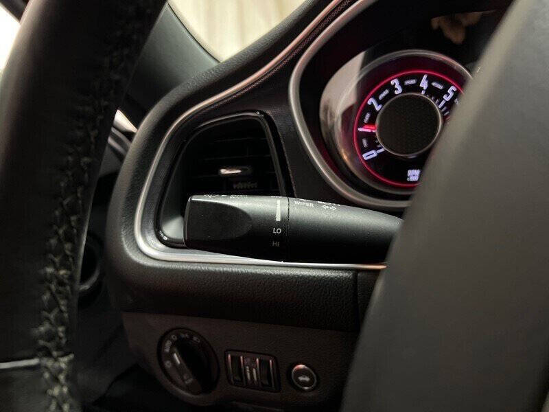 2016 Dodge Challenger R/T Plus