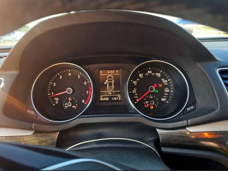 2016 Volkswagen Passat