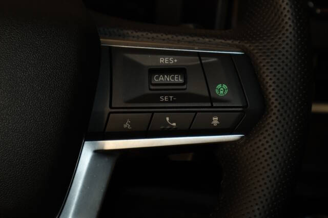 2025 Mitsubishi Outlander PHEV SE