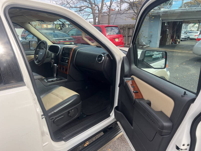 2008 Ford Explorer Eddie Bauer