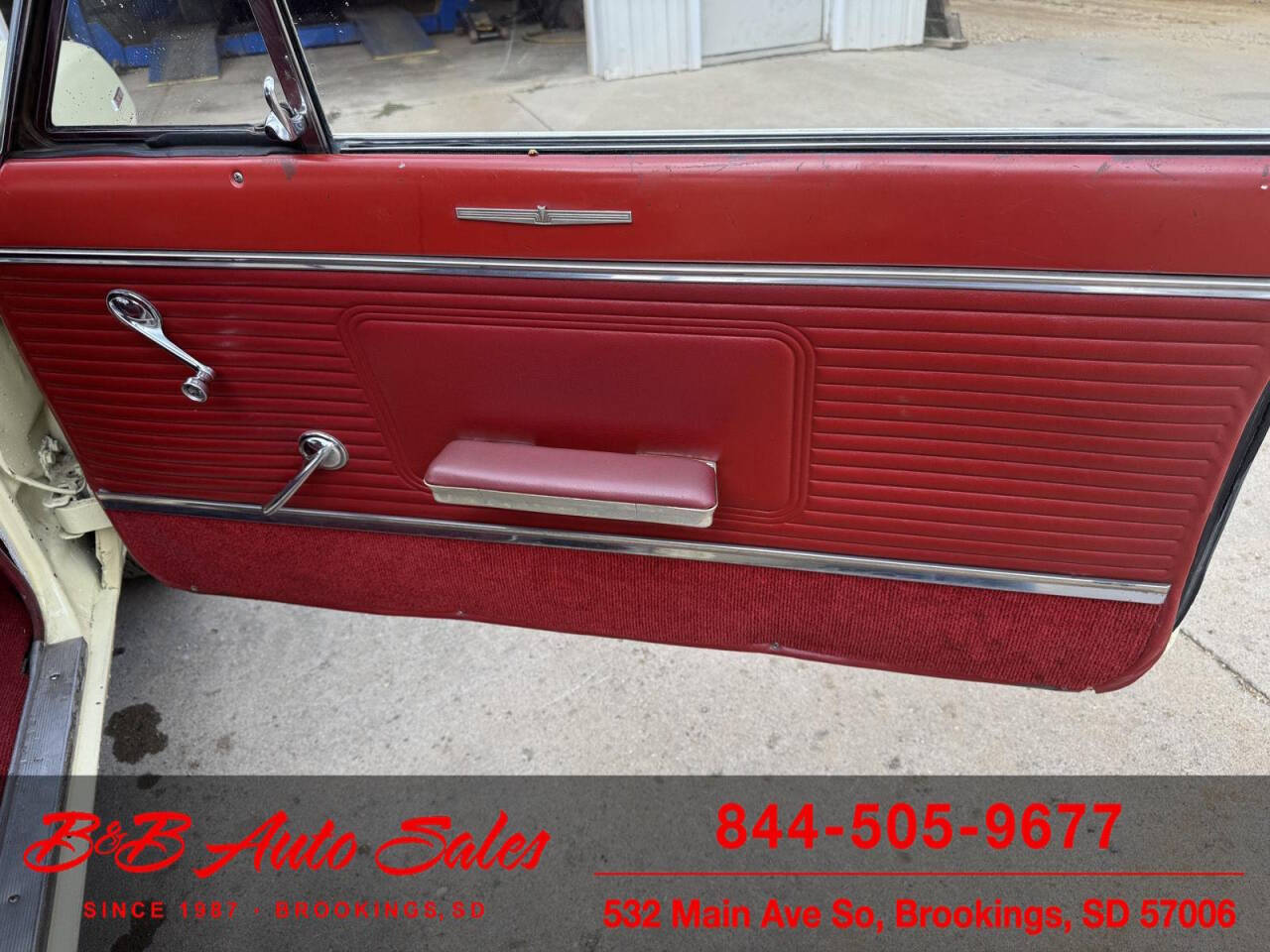1963 Pontiac LeMans 36