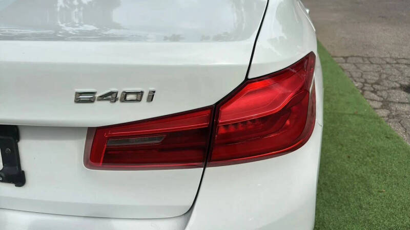 2017 BMW 5 Series 540i