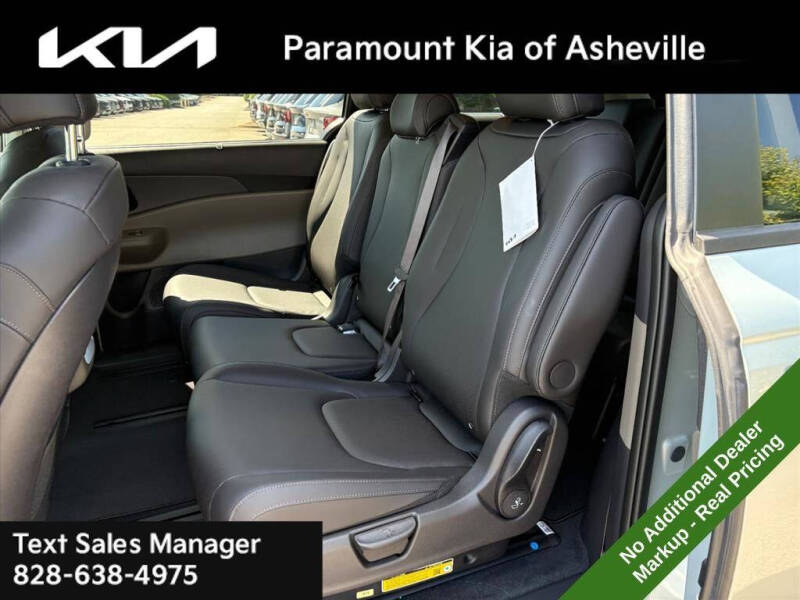2026 Kia Carnival Hybrid EX