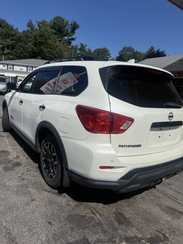 2019 Nissan Pathfinder Platinum