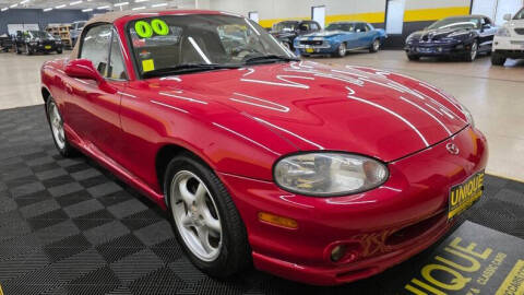 2000 Mazda MX-5 Miata