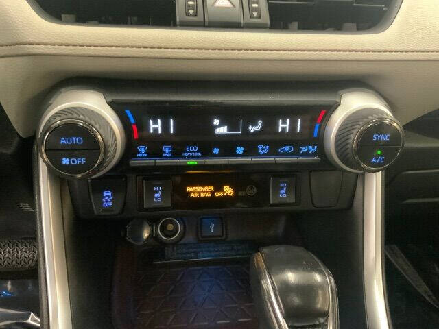 2020 Toyota RAV4 Limited